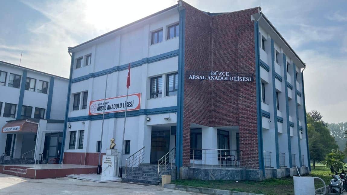 Düzce Arsal Anadolu Lisesi Fotoğrafı